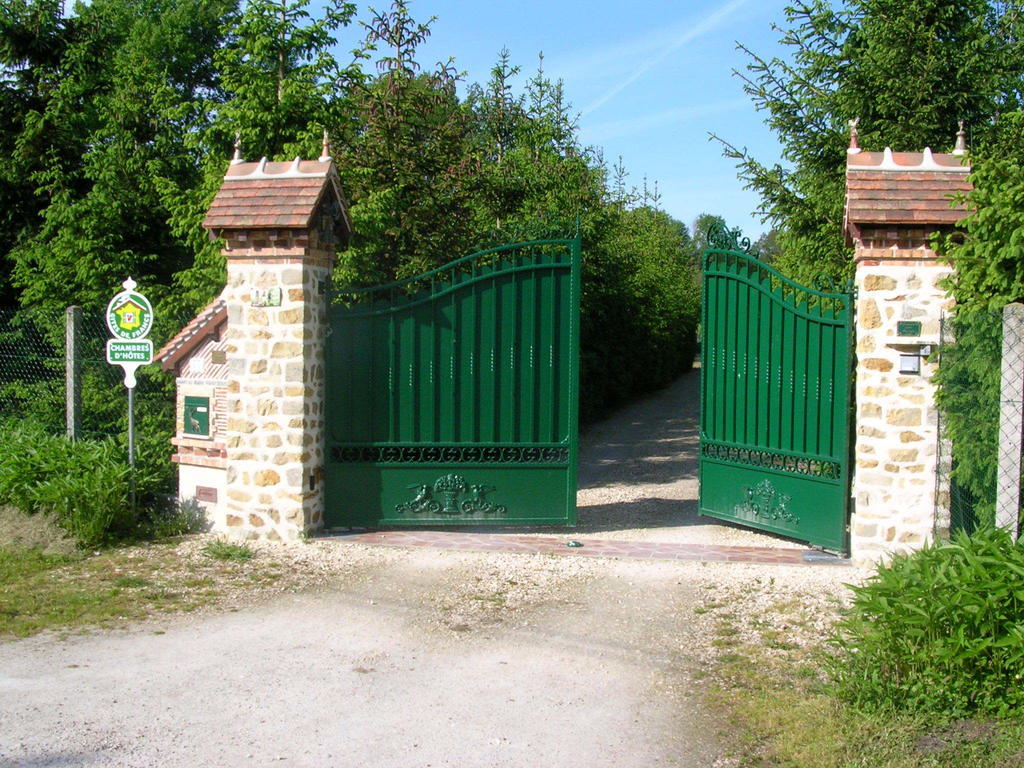 Bed and Breakfast La Petite Ferme Vouzeron Esterno foto